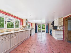 Kitchen- click for photo gallery